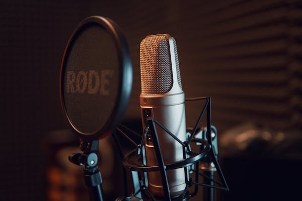 Discover the magic of free ai voice generators for videos